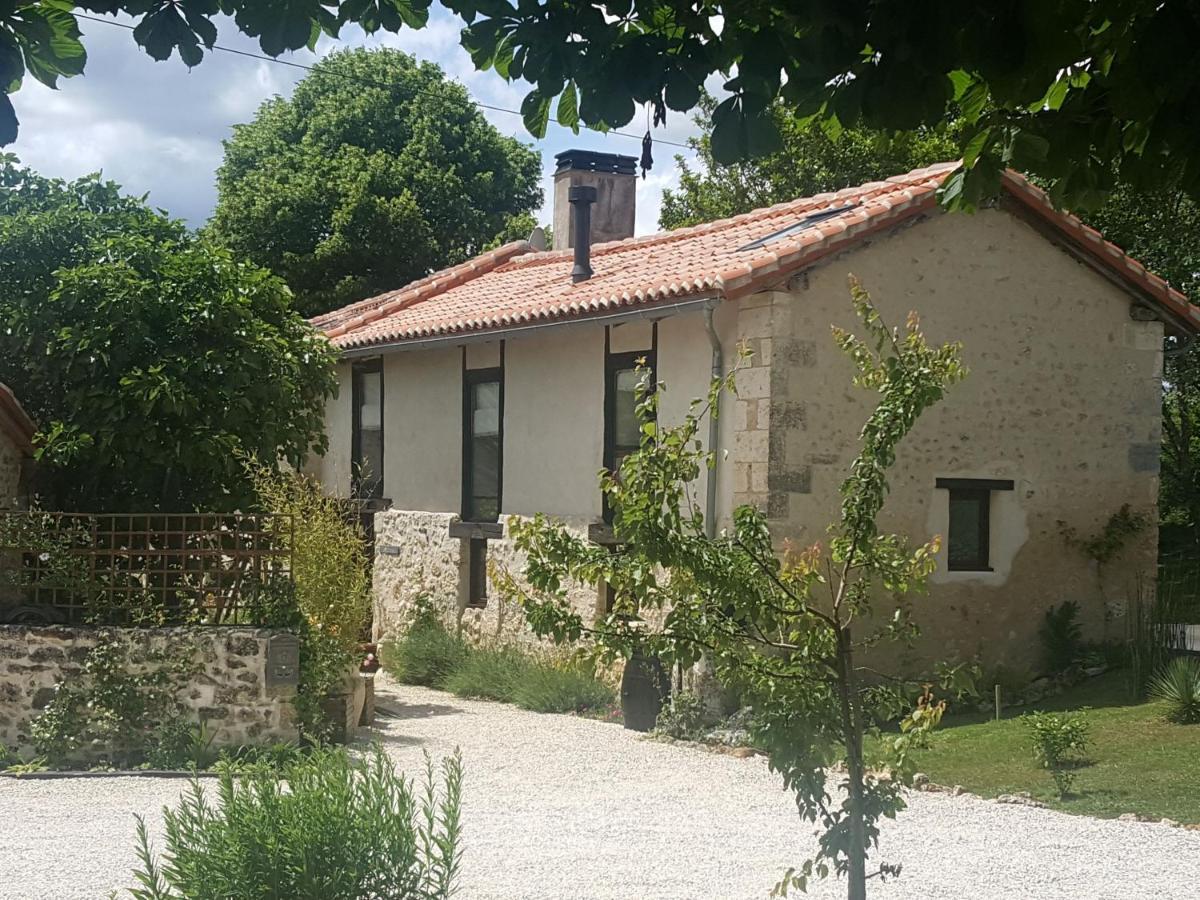 Lpc Dordogne Holidays - Le Petit Coin Lussas-et-Nontronneau Eksteriør bilde